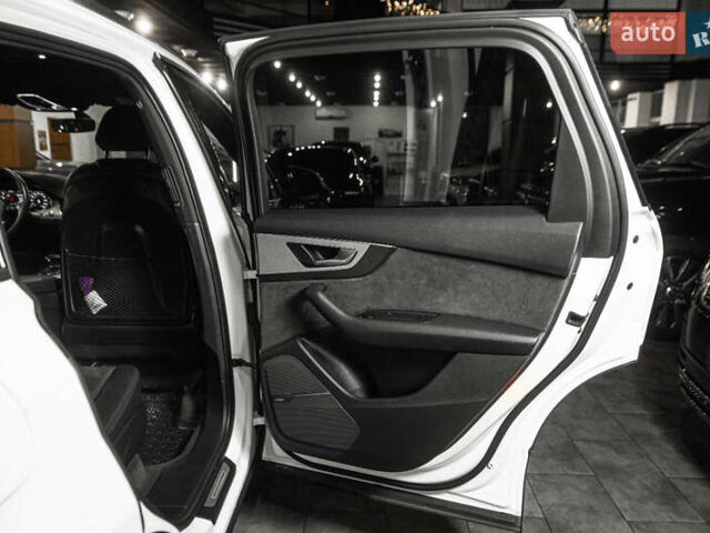 Білий Ауді Ку 7, об'ємом двигуна 2.97 л та пробігом 84 тис. км за 45900 $, фото 62 на Automoto.ua