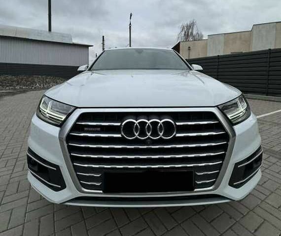 Белый Ауди Ку 7, объемом двигателя 3 л и пробегом 145 тыс. км за 20300 $, фото 2 на Automoto.ua