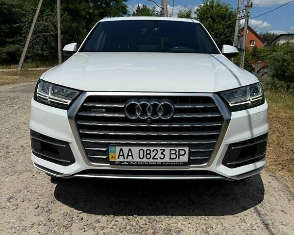Ауді Ку 7 2017 у Києві на Automoto.ua Білий Ауді Ку 7, об'ємом двигуна 1.98 л та пробігом 108 тис. км за 36200 $, фото 16 на Automoto.ua
