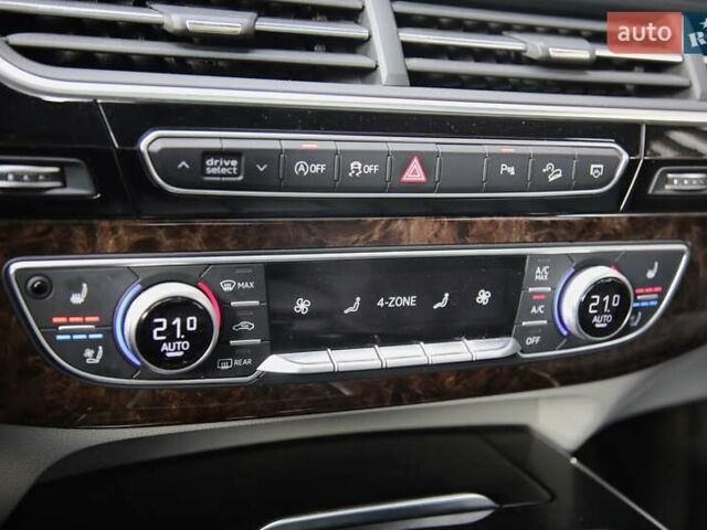 Белый Ауди Ку 7, объемом двигателя 3 л и пробегом 137 тыс. км за 37000 $, фото 19 на Automoto.ua