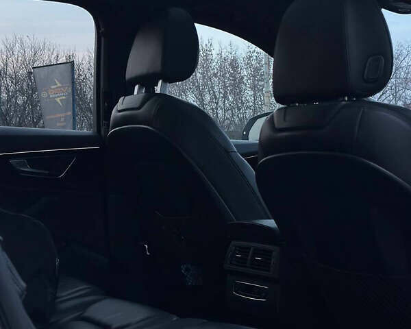 Белый Ауди Ку 7, объемом двигателя 3 л и пробегом 150 тыс. км за 25000 $, фото 12 на Automoto.ua