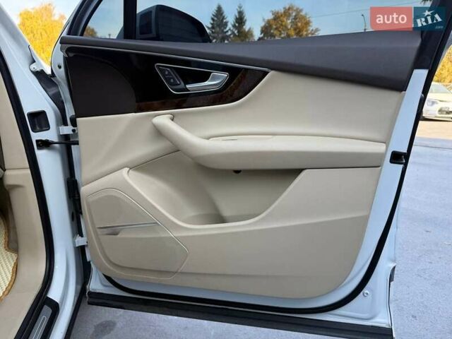 Ауді Ку 7 2017 у Рівному на Automoto.ua Білий Ауді Ку 7, об'ємом двигуна 3 л та пробігом 149 тис. км за 31000 $, фото 73 на Automoto.ua