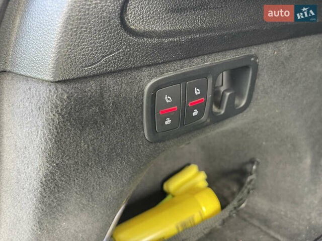 Білий Ауді Ку 7, об'ємом двигуна 3 л та пробігом 118 тис. км за 33000 $, фото 17 на Automoto.ua