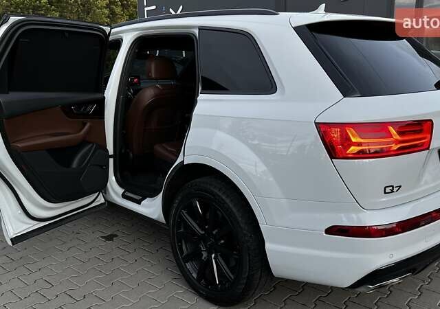 Білий Ауді Ку 7, об'ємом двигуна 3 л та пробігом 94 тис. км за 35000 $, фото 12 на Automoto.ua