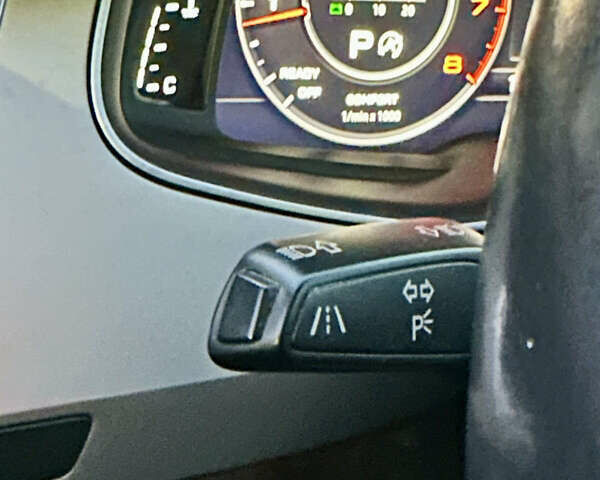 Белый Ауди Ку 7, объемом двигателя 1.98 л и пробегом 103 тыс. км за 29900 $, фото 28 на Automoto.ua