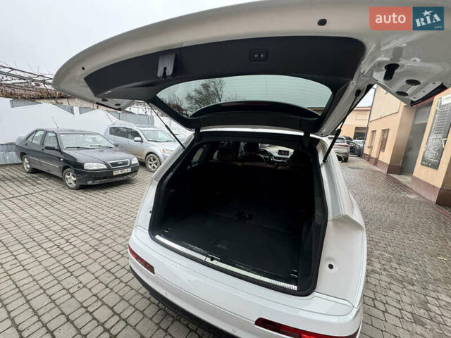 Білий Ауді Ку 7, об'ємом двигуна 3 л та пробігом 171 тис. км за 25000 $, фото 31 на Automoto.ua