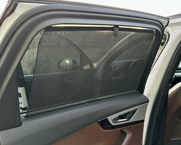 Белый Ауди Ку 7, объемом двигателя 1.98 л и пробегом 103 тыс. км за 29900 $, фото 12 на Automoto.ua