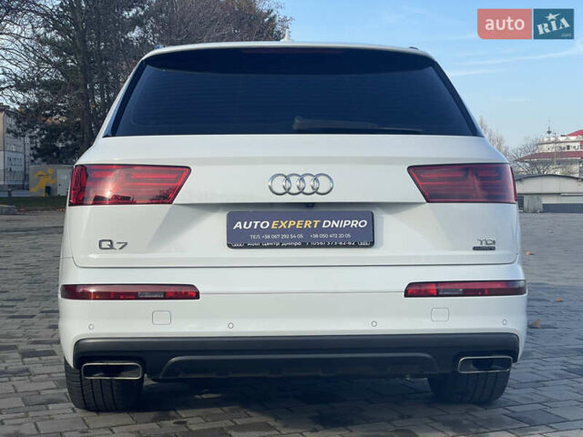 Белый Ауди Ку 7, объемом двигателя 2.97 л и пробегом 92 тыс. км за 39900 $, фото 28 на Automoto.ua
