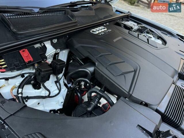 Белый Ауди Ку 7, объемом двигателя 3 л и пробегом 195 тыс. км за 23500 $, фото 46 на Automoto.ua