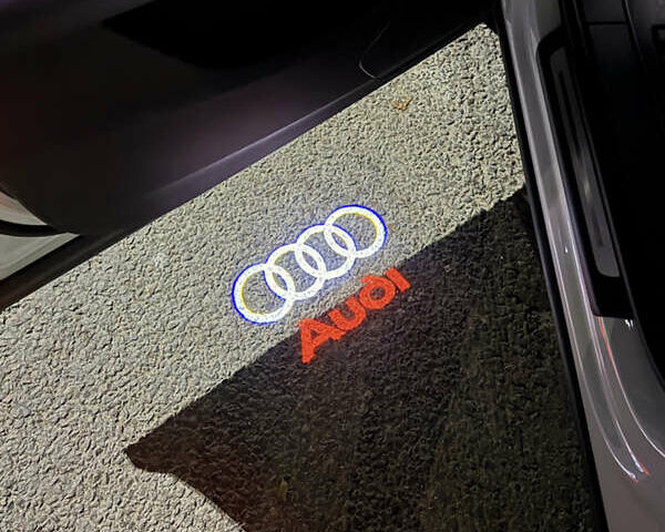 Білий Ауді Ку 7, об'ємом двигуна 3 л та пробігом 242 тис. км за 24900 $, фото 14 на Automoto.ua