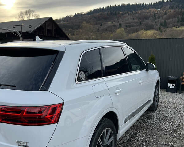 Белый Ауди Ку 7, объемом двигателя 3 л и пробегом 190 тыс. км за 35000 $, фото 7 на Automoto.ua