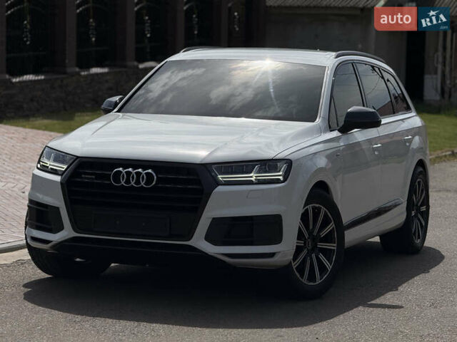 Білий Ауді Ку 7, об'ємом двигуна 3 л та пробігом 216 тис. км за 37500 $, фото 10 на Automoto.ua