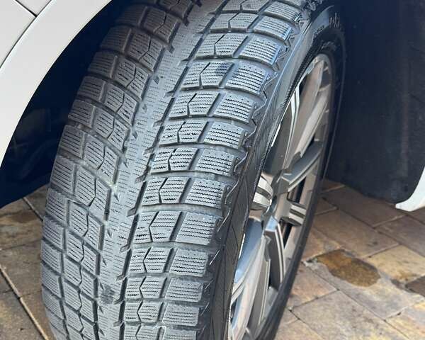 Белый Ауди Ку 7, объемом двигателя 3 л и пробегом 195 тыс. км за 23500 $, фото 42 на Automoto.ua