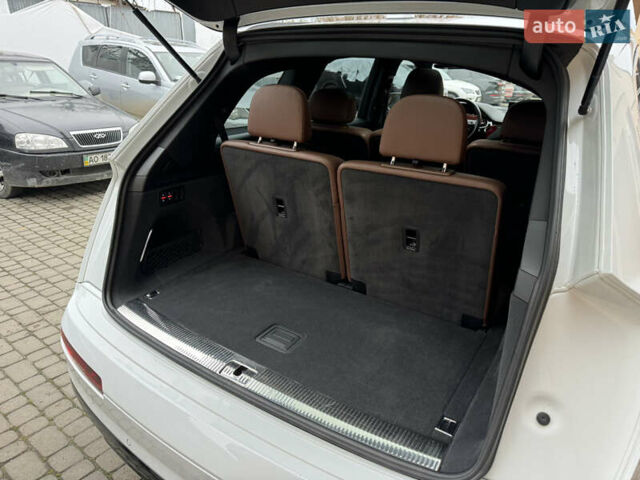 Білий Ауді Ку 7, об'ємом двигуна 3 л та пробігом 171 тис. км за 25000 $, фото 33 на Automoto.ua