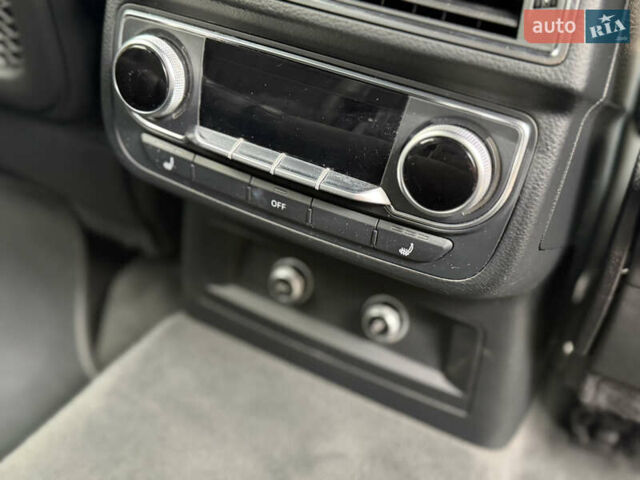 Белый Ауди Ку 7, объемом двигателя 2.97 л и пробегом 144 тыс. км за 40500 $, фото 56 на Automoto.ua