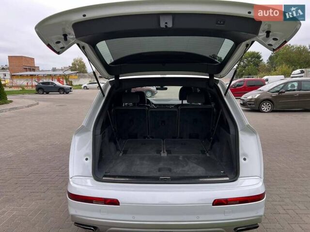 Белый Ауди Ку 7, объемом двигателя 3 л и пробегом 115 тыс. км за 32999 $, фото 40 на Automoto.ua