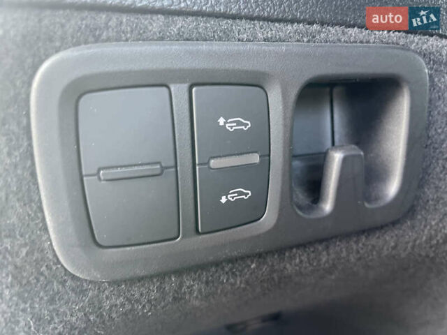 Белый Ауди Ку 7, объемом двигателя 2.97 л и пробегом 92 тыс. км за 39900 $, фото 58 на Automoto.ua