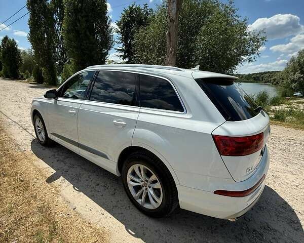 Ауді Ку 7 2017 у Києві на Automoto.ua Білий Ауді Ку 7, об'ємом двигуна 1.98 л та пробігом 108 тис. км за 36200 $, фото 12 на Automoto.ua