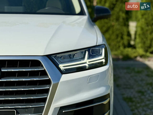 Білий Ауді Ку 7, об'ємом двигуна 3 л та пробігом 140 тис. км за 30999 $, фото 29 на Automoto.ua