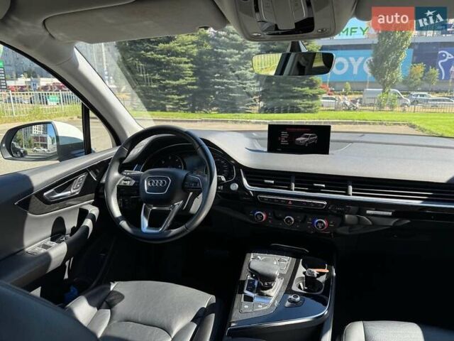 Белый Ауди Ку 7, объемом двигателя 3 л и пробегом 114 тыс. км за 41000 $, фото 61 на Automoto.ua