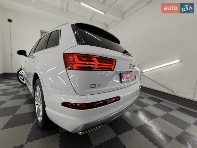 Белый Ауди Ку 7, объемом двигателя 2 л и пробегом 136 тыс. км за 25999 $, фото 111 на Automoto.ua