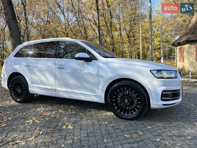 Білий Ауді Ку 7, об'ємом двигуна 3 л та пробігом 104 тис. км за 28500 $, фото 6 на Automoto.ua
