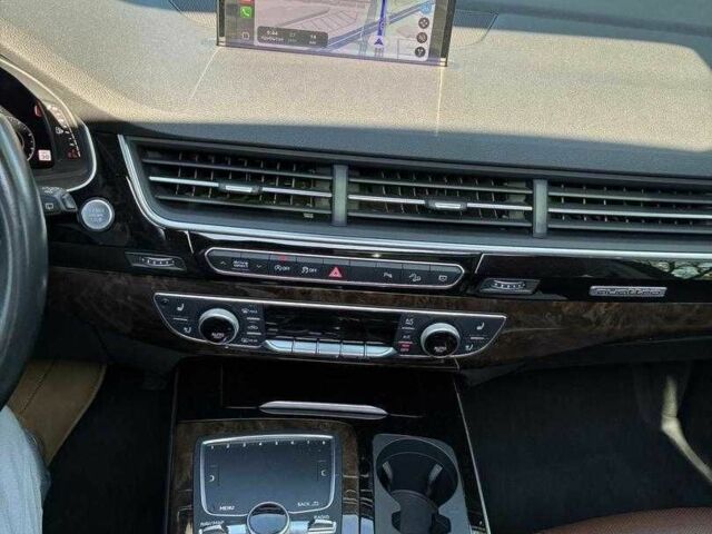 Ауді Ку 7 2018 у Києві на Automoto.ua Білий Ауді Ку 7, об'ємом двигуна 3 л та пробігом 193 тис. км за 18700 $, фото 11 на Automoto.ua