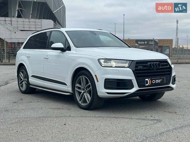 Белый Ауди Ку 7, объемом двигателя 3 л и пробегом 105 тыс. км за 31990 $, фото 4 на Automoto.ua