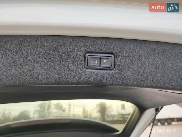 Белый Ауди Ку 7, объемом двигателя 2 л и пробегом 96 тыс. км за 44000 $, фото 23 на Automoto.ua