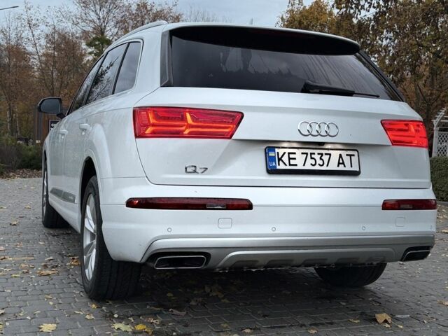 Ауді Ку 7 2018 у Кам'янське (Дніпродзержинськ) на Automoto.ua Білий Ауді Ку 7, об'ємом двигуна 3 л та пробігом 85 тис. км за 27900 $, фото 10 на Automoto.ua