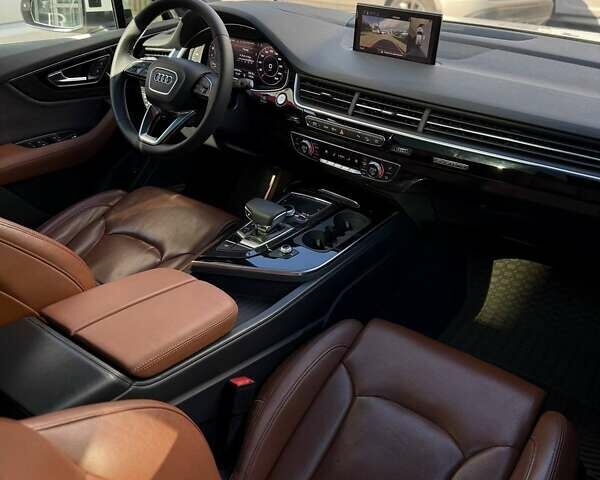 Білий Ауді Ку 7, об'ємом двигуна 3 л та пробігом 145 тис. км за 36900 $, фото 17 на Automoto.ua