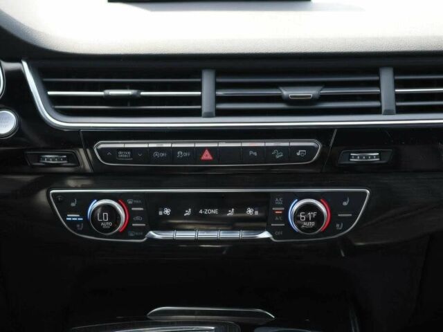 Ауди Ку 7 2018 в Полтаве на Automoto.ua Белый Ауди Ку 7, объемом двигателя 3 л и пробегом 50 тыс. км за 18000 $, фото 13 на Automoto.ua