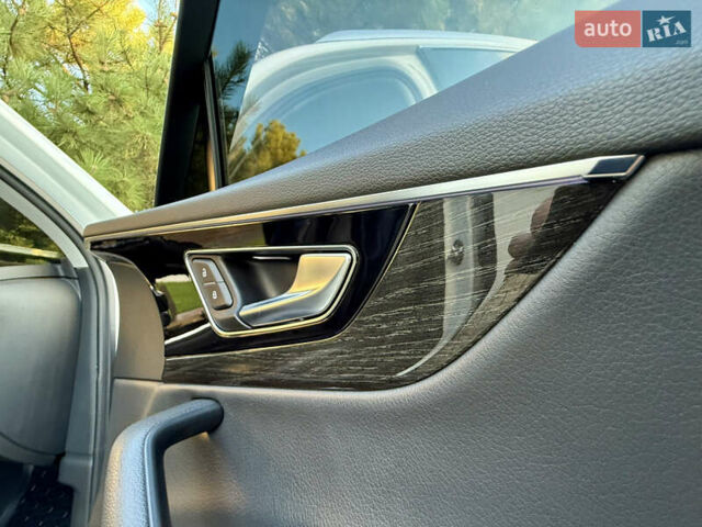 Белый Ауди Ку 7, объемом двигателя 3 л и пробегом 108 тыс. км за 31700 $, фото 99 на Automoto.ua