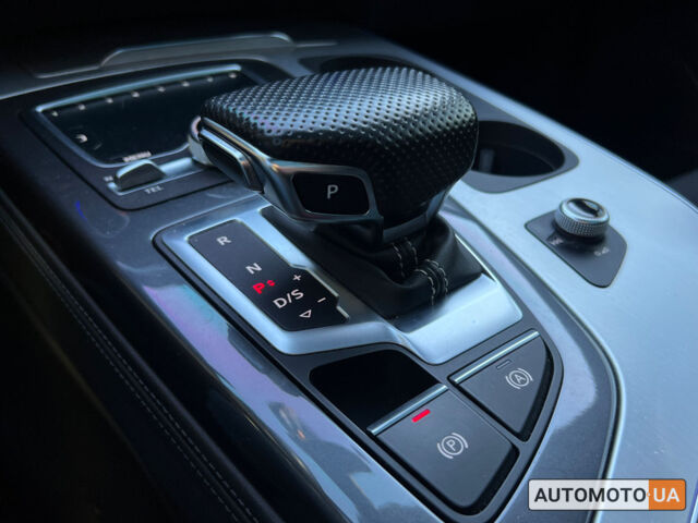 Белый Ауди Ку 7, объемом двигателя 3 л и пробегом 91 тыс. км за 65800 $, фото 22 на Automoto.ua