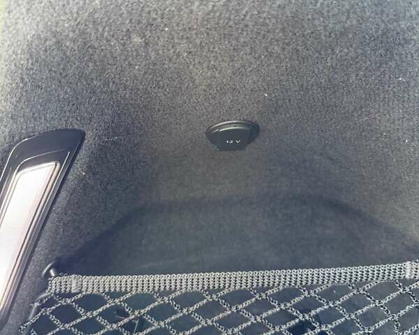 Белый Ауди Ку 7, объемом двигателя 3 л и пробегом 114 тыс. км за 41000 $, фото 18 на Automoto.ua