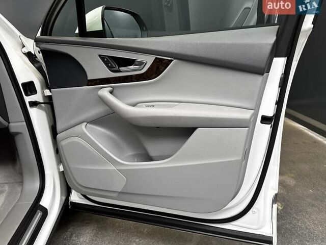 Белый Ауди Ку 7, объемом двигателя 1.98 л и пробегом 102 тыс. км за 29900 $, фото 45 на Automoto.ua