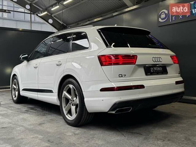 Ауді Ку 7 2018 у Києві на Automoto.ua Білий Ауді Ку 7, об'ємом двигуна 3 л та пробігом 132 тис. км за 57000 $, фото 11 на Automoto.ua