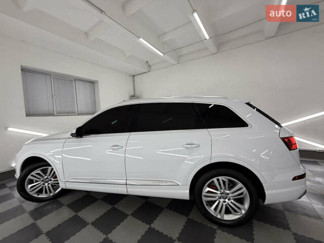 Белый Ауди Ку 7, объемом двигателя 2 л и пробегом 136 тыс. км за 25999 $, фото 114 на Automoto.ua