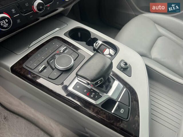 Белый Ауди Ку 7, объемом двигателя 2 л и пробегом 102 тыс. км за 26999 $, фото 24 на Automoto.ua