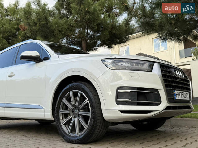 Білий Ауді Ку 7, об'ємом двигуна 3 л та пробігом 108 тис. км за 31900 $, фото 42 на Automoto.ua