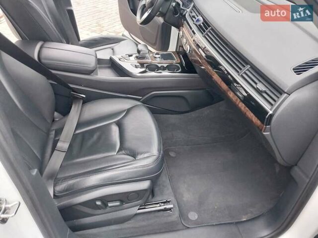 Белый Ауди Ку 7, объемом двигателя 3 л и пробегом 133 тыс. км за 33800 $, фото 10 на Automoto.ua
