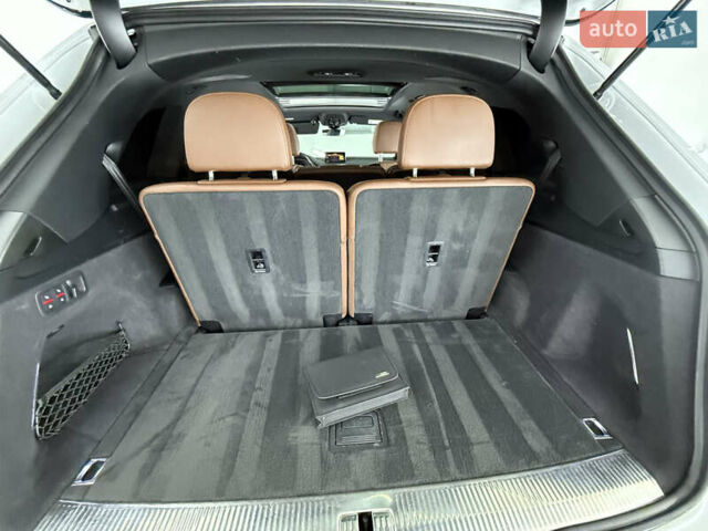 Белый Ауди Ку 7, объемом двигателя 2 л и пробегом 136 тыс. км за 25999 $, фото 50 на Automoto.ua