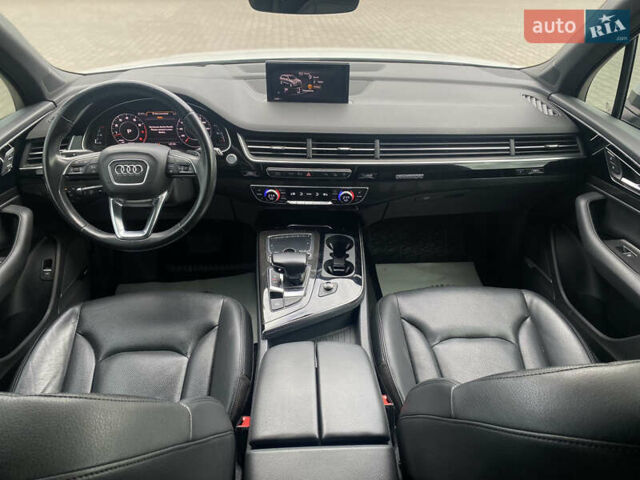 Белый Ауди Ку 7, объемом двигателя 3 л и пробегом 112 тыс. км за 35000 $, фото 17 на Automoto.ua