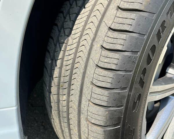 Белый Ауди Ку 7, объемом двигателя 3 л и пробегом 81 тыс. км за 39500 $, фото 11 на Automoto.ua