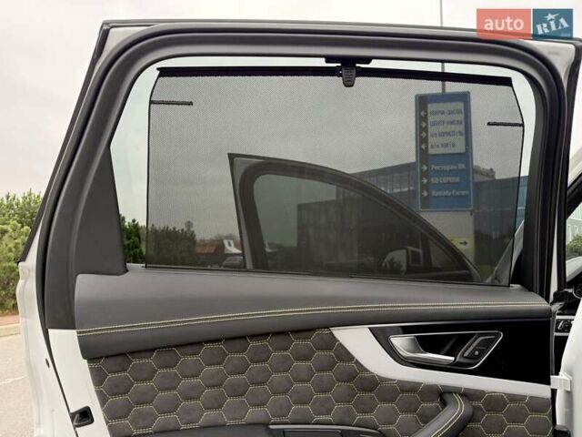 Белый Ауди Ку 7, объемом двигателя 3 л и пробегом 100 тыс. км за 38800 $, фото 54 на Automoto.ua