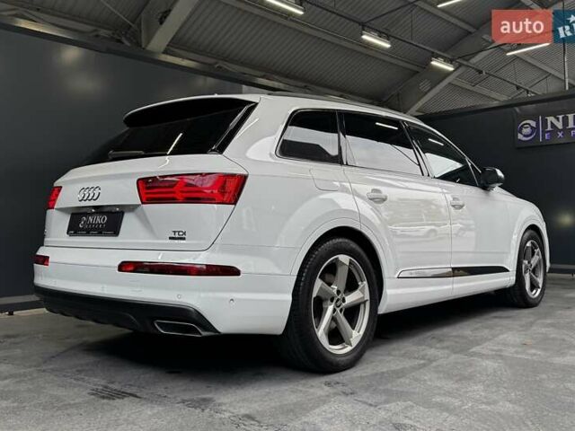 Ауді Ку 7 2018 у Києві на Automoto.ua Білий Ауді Ку 7, об'ємом двигуна 3 л та пробігом 132 тис. км за 57000 $, фото 17 на Automoto.ua