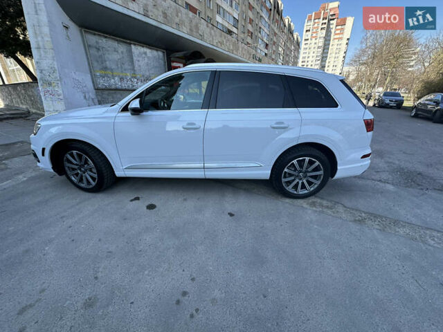 Белый Ауди Ку 7, объемом двигателя 3 л и пробегом 123 тыс. км за 37000 $, фото 2 на Automoto.ua