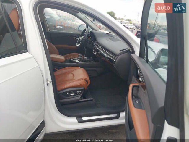 Белый Ауди Ку 7, объемом двигателя 3 л и пробегом 154 тыс. км за 12000 $, фото 9 на Automoto.ua