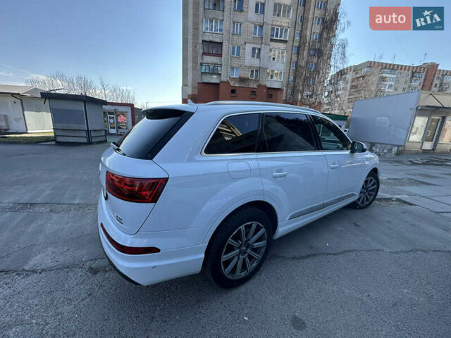 Белый Ауди Ку 7, объемом двигателя 3 л и пробегом 123 тыс. км за 37000 $, фото 3 на Automoto.ua