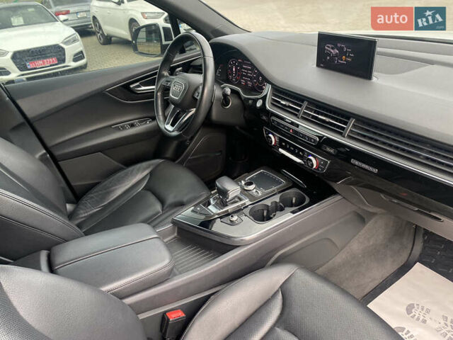 Белый Ауди Ку 7, объемом двигателя 3 л и пробегом 112 тыс. км за 35000 $, фото 26 на Automoto.ua